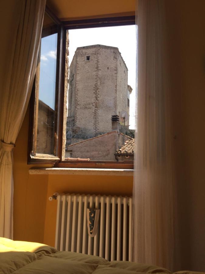Stanza Privata In Attico Con Terrazza - Lakeholiday It Кастель-ді-Тора Екстер'єр фото